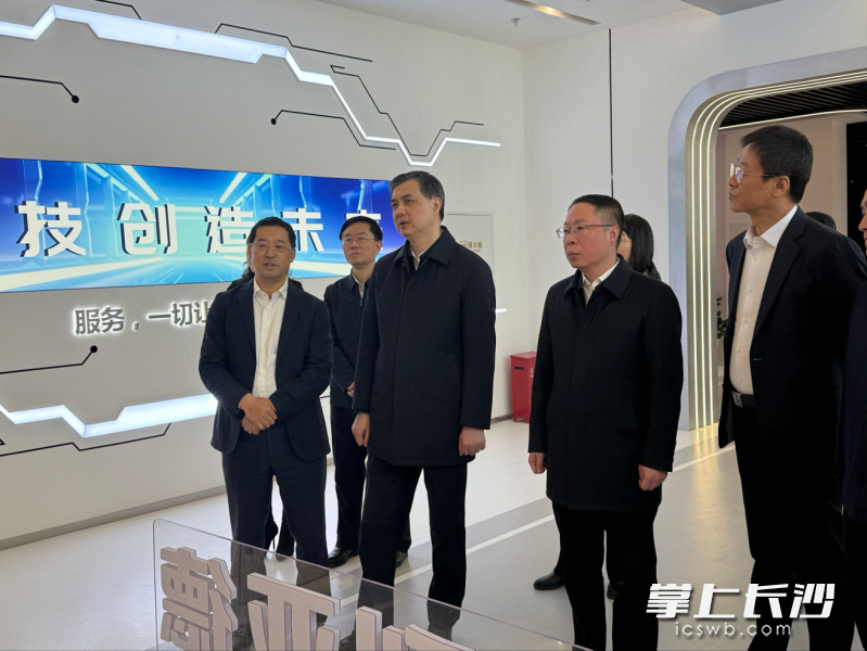 深化政企合作 | 湖南副省长、长沙市长周海兵一行走访amjs澳金沙门集团北京总部